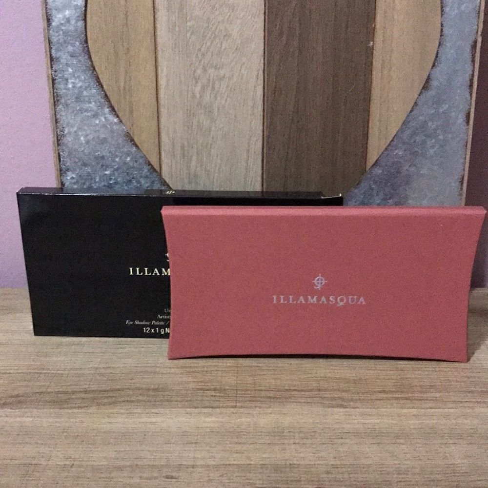 Illamasqua  eyeshadow palette